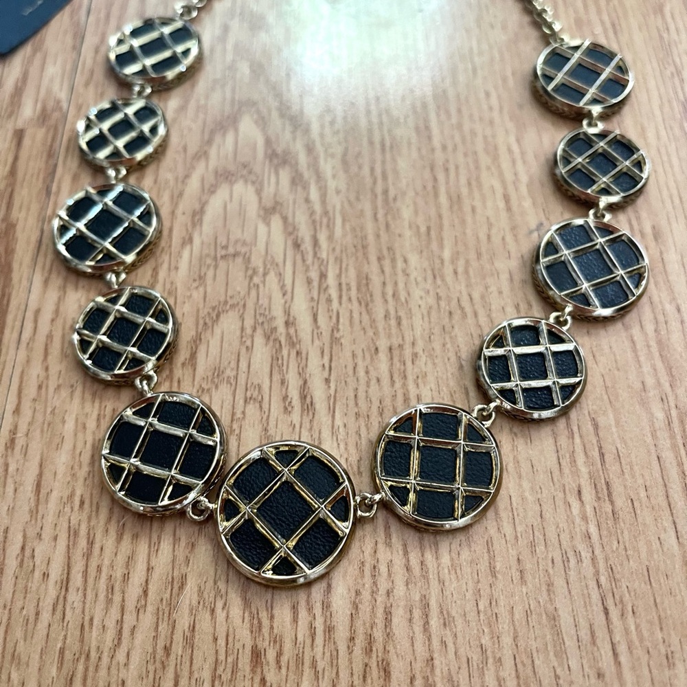 NEW House of Harlow 1960 90’s Style Gold And Black Necklace - Picture 5 of 5